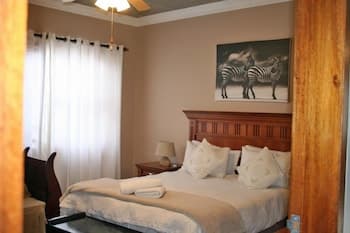 Room for 6 - Amarachi Guesthouse in Swakopmund Namibia Near Beach and Malls