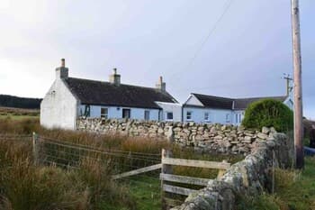 Quaint and Quirky Coastal Cottage Islay