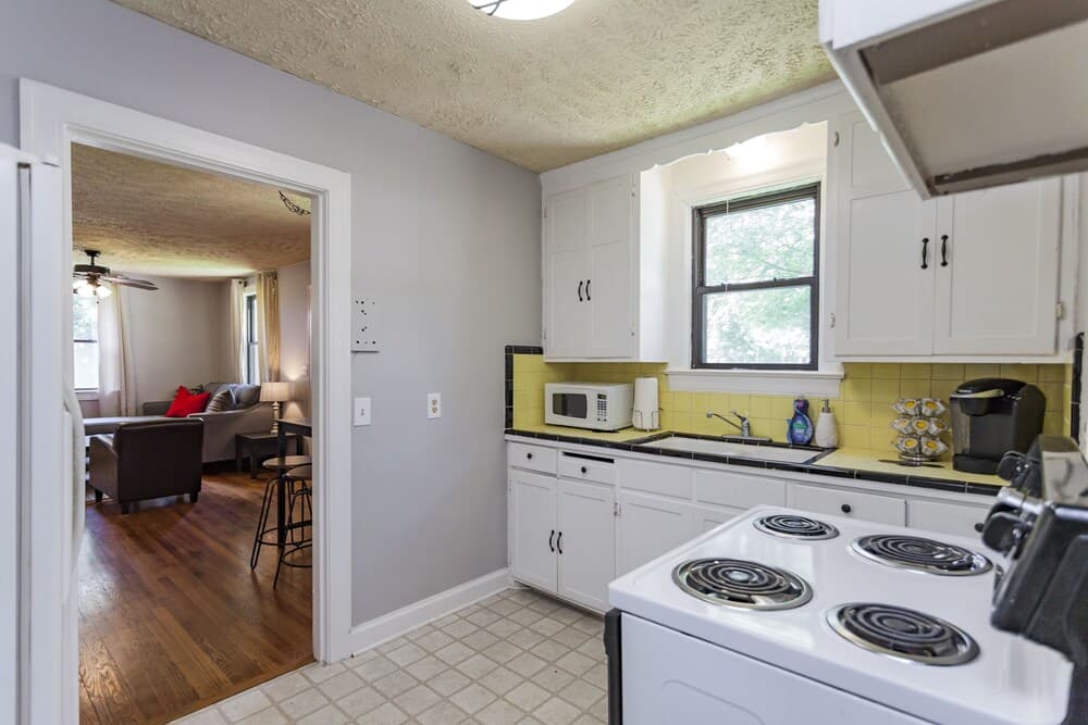 Charming Nashville Cottage - 12 min downtown