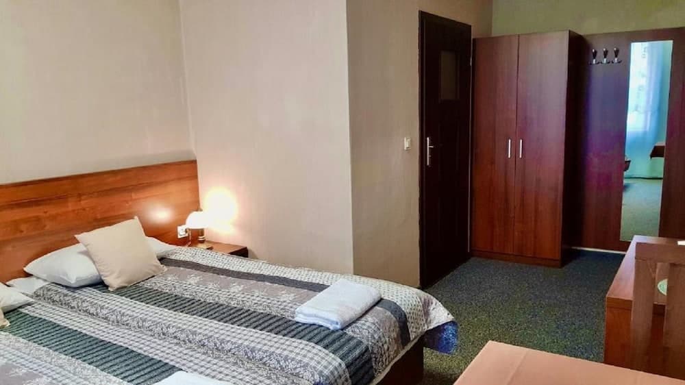 Byczy Rog Noclehy Na Hranici