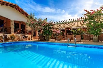 Pousada Jardim dos Orixás