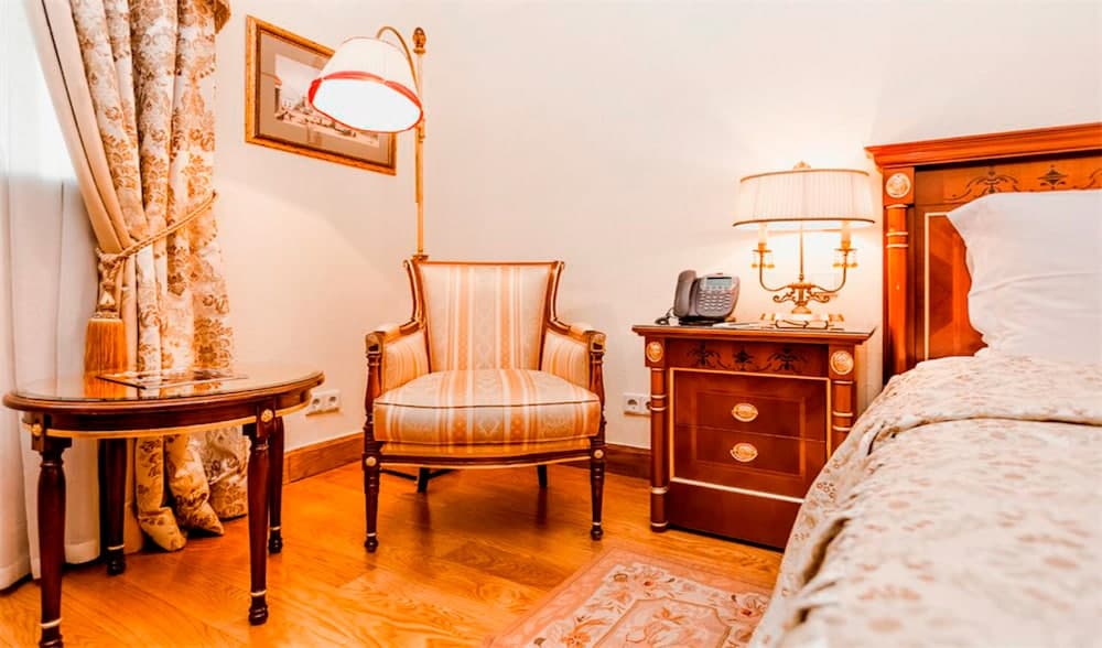 Petroff Palace Boutique Hotel