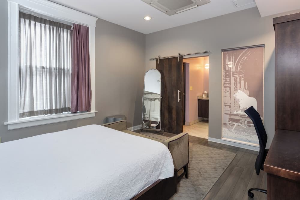 Hotel at the Lafayette Trademark Collection by Wyndham