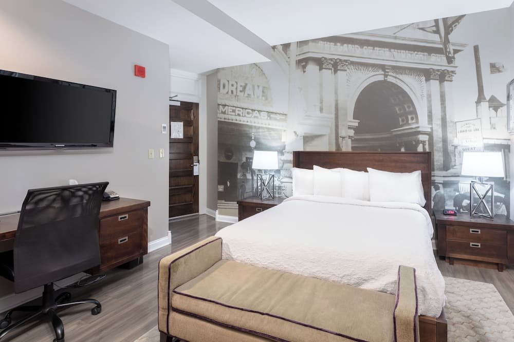 Hotel at the Lafayette Trademark Collection by Wyndham