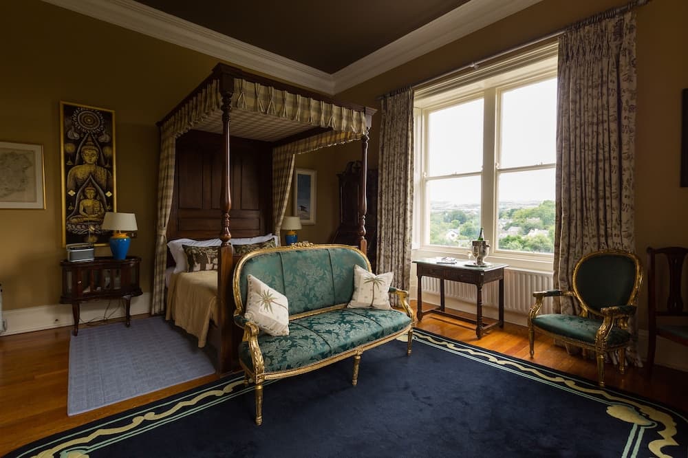 The Mustard Seed at Echo Lodge