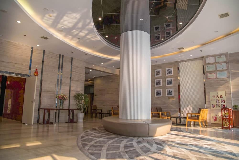 Metropolo Zhenjiang Railway Station Wanda Square