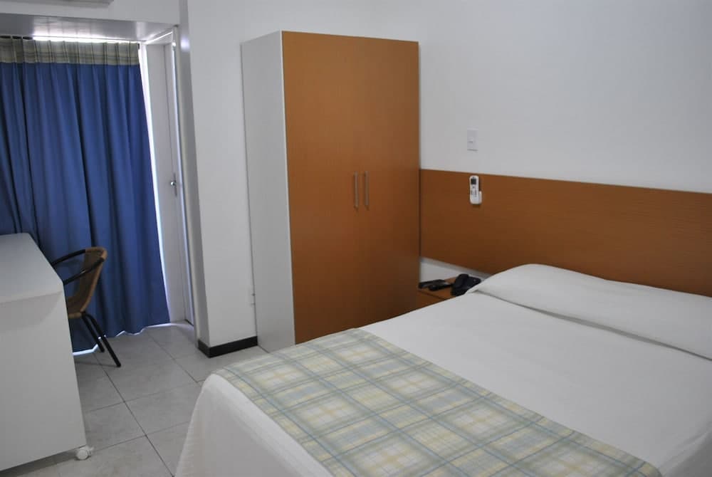 Hotel Algas Marinhas