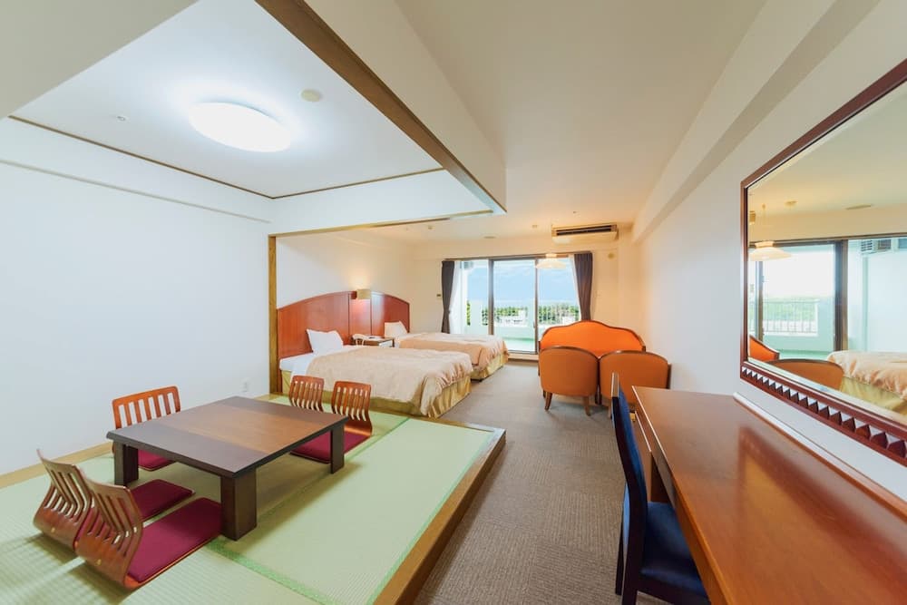 Kanehide Onna Marine View Palace