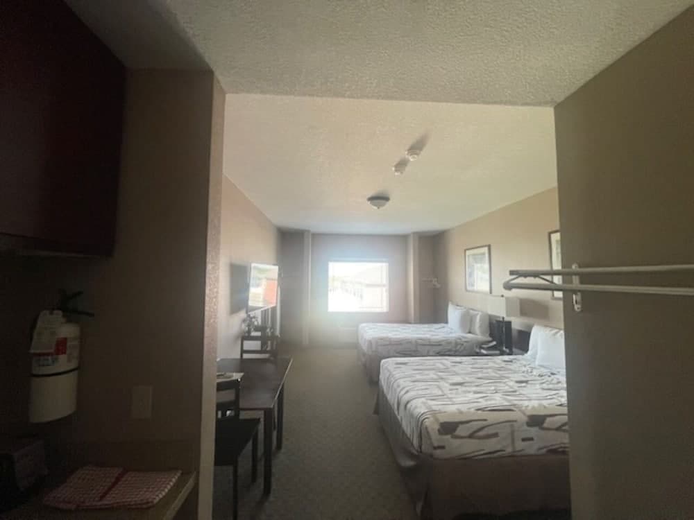 Bell's Extended Stay and Suites