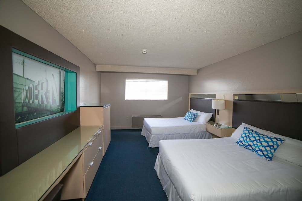 Motel 6 - Las Vegas, NV – Downtown Fremont St Experience