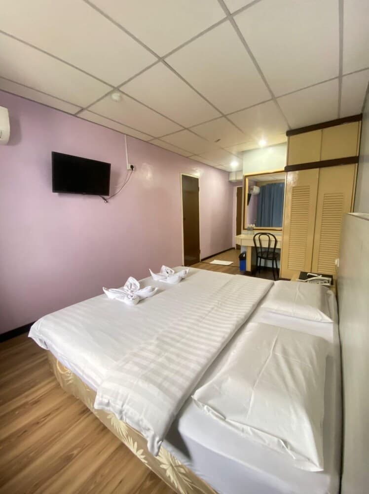 Super OYO 90602 Hotel Hsiang Garden