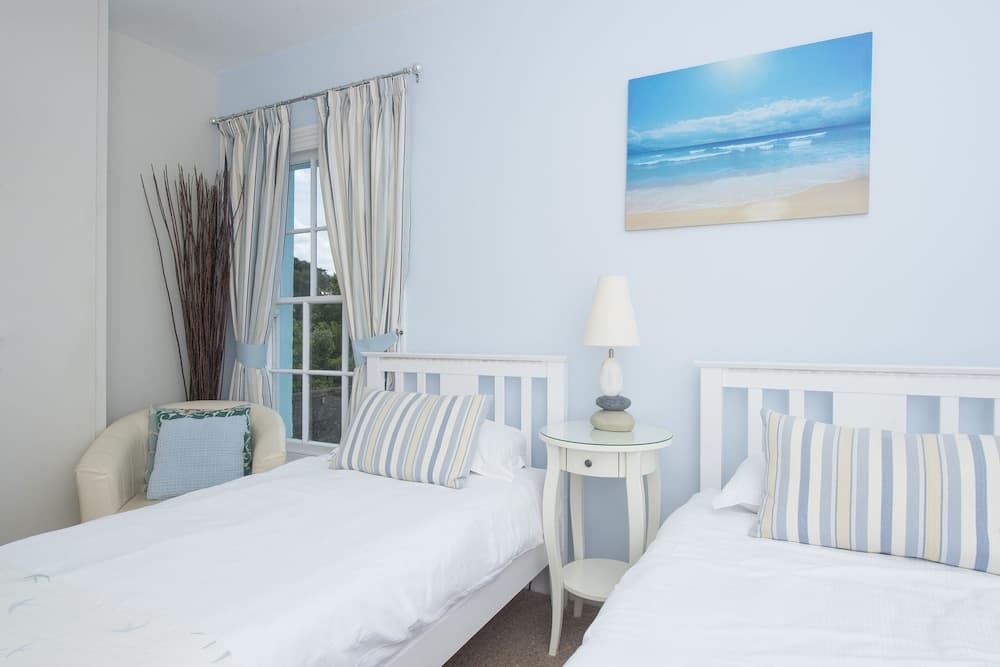 The Boat House - Isle of Wight