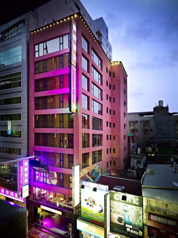 hotel image