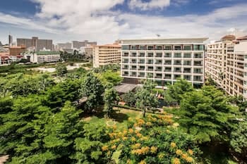 Fifth Jomtien Pattaya