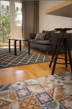 Forgotten Garden Apartments and Rooms