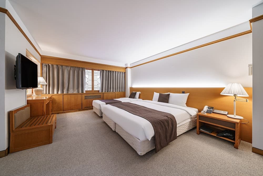 Commodore Hotel Busan