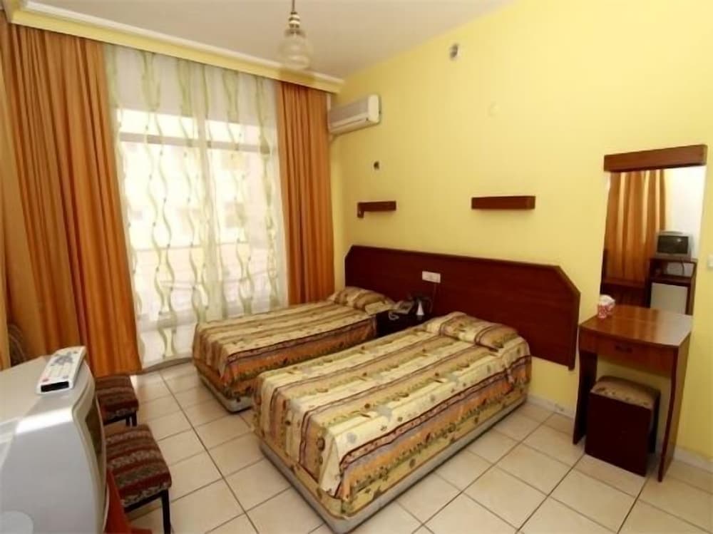 Kleopatra Bebek Hotel