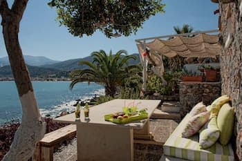 Skajado Cottages & Apartments