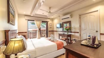 Flushing Meadows Resort and Playground