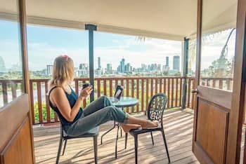 Somewhere To Stay Backpackers