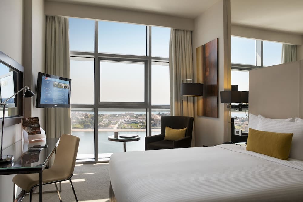 Centro Capital Centre