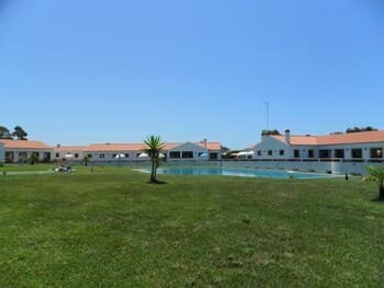 Monte Carvalhal da Rocha - Campground