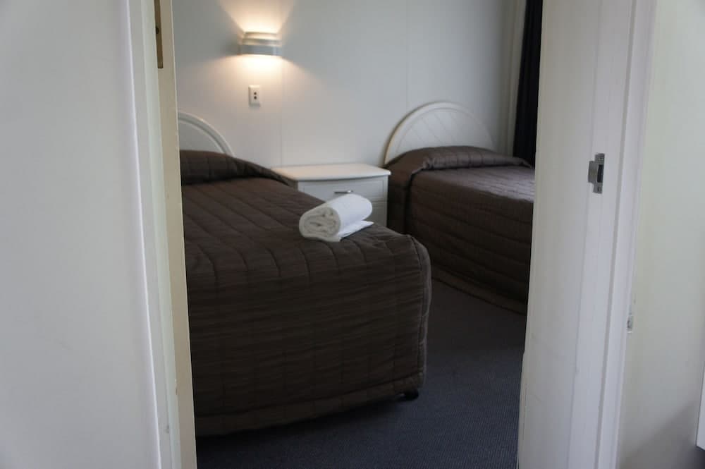 Airport Gold Star Motel