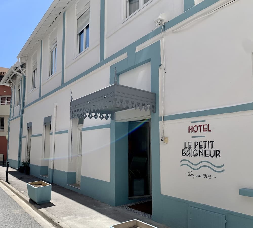 hotel image