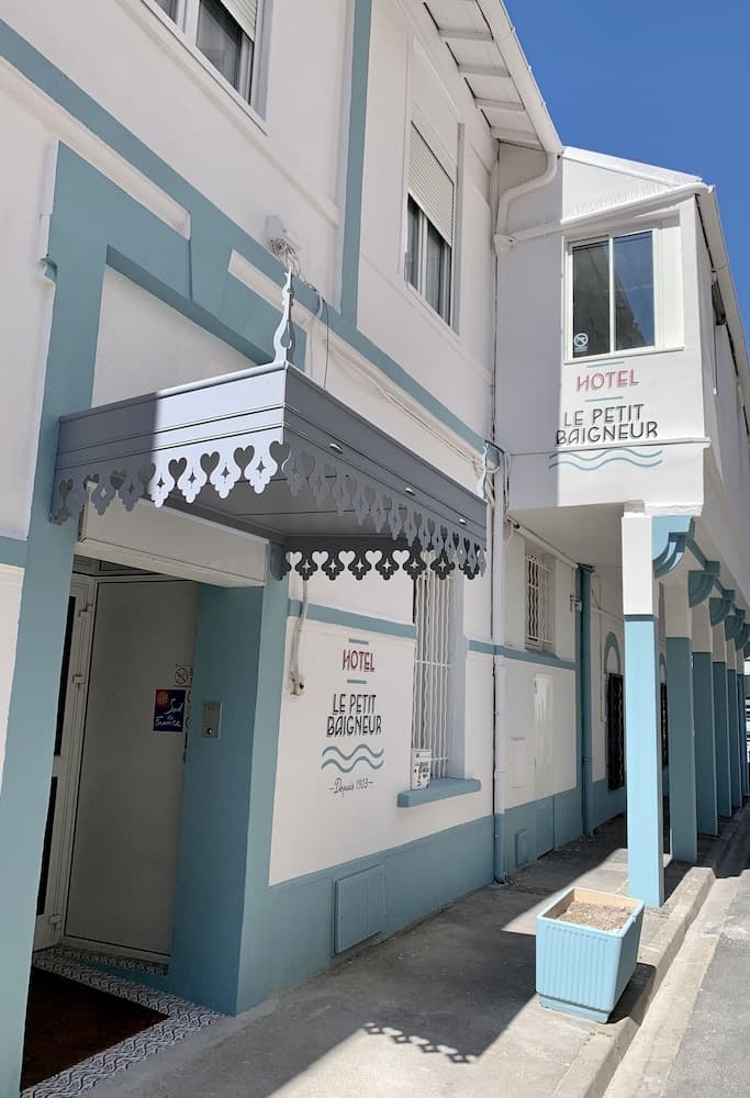 hotel image
