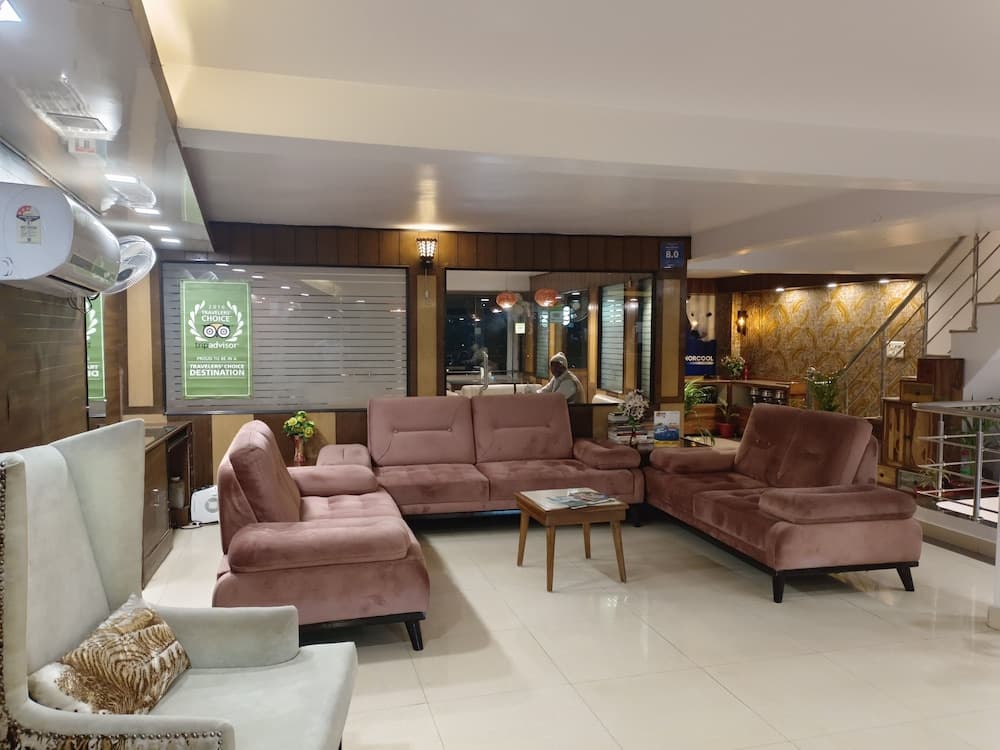 Hotel Ganesha Inn Ganga View