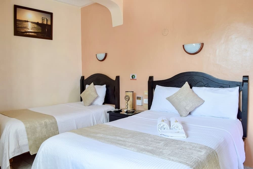 Hotel & Restaurant Bucaneros, Isla Mujeres