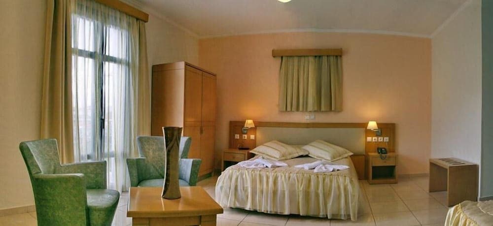 Theofilos Superior Resort Hotel & Spa