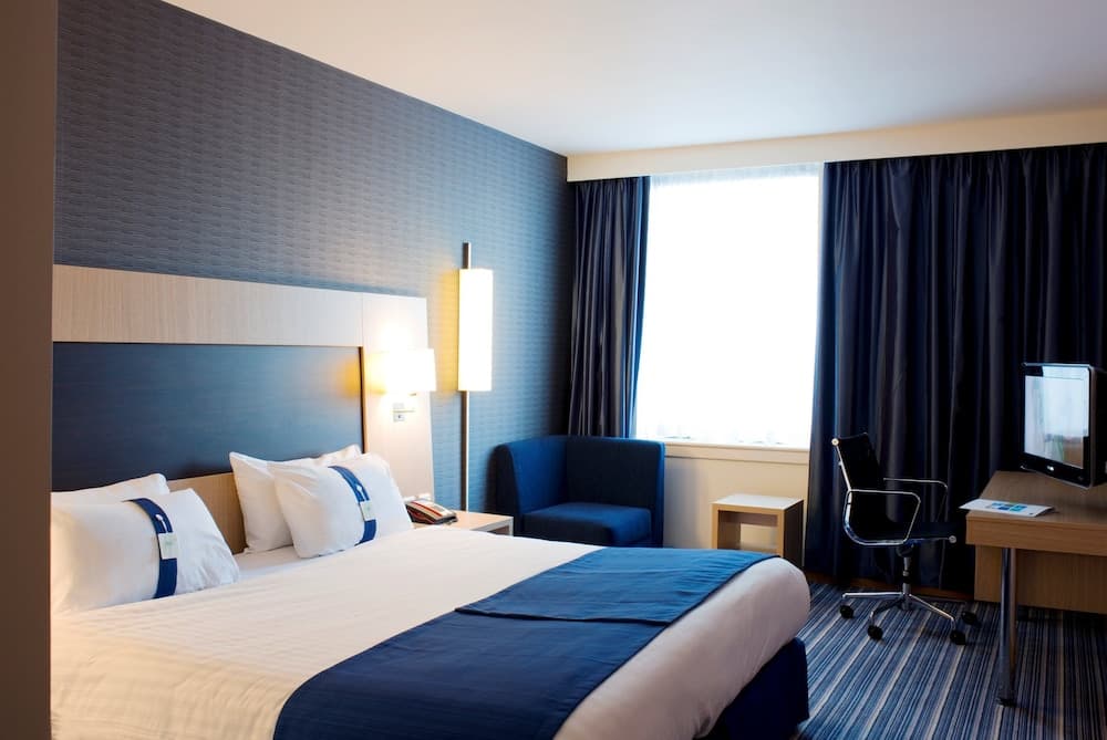 Holiday Inn Express Rotherham North by IHG