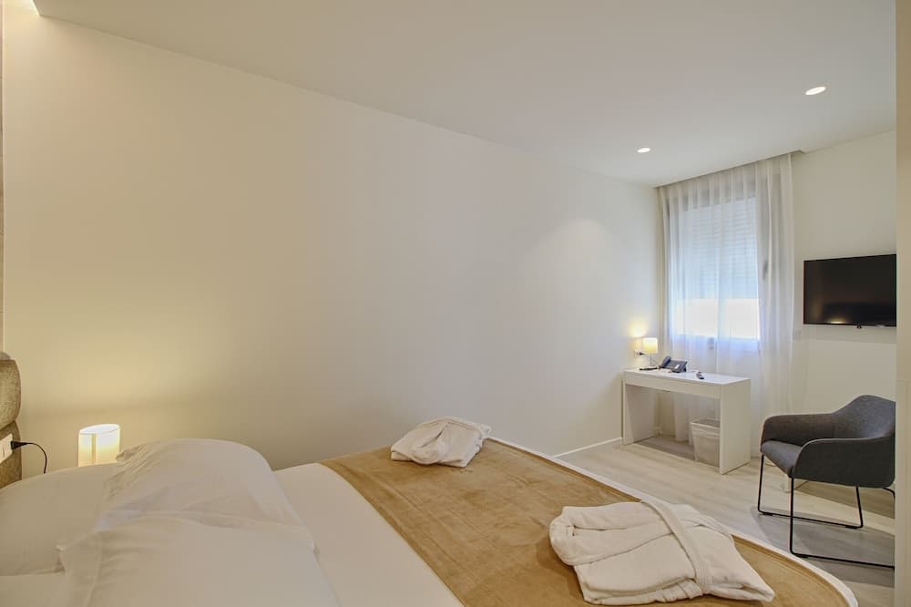 The Rooms Serviced Apartments Tirana