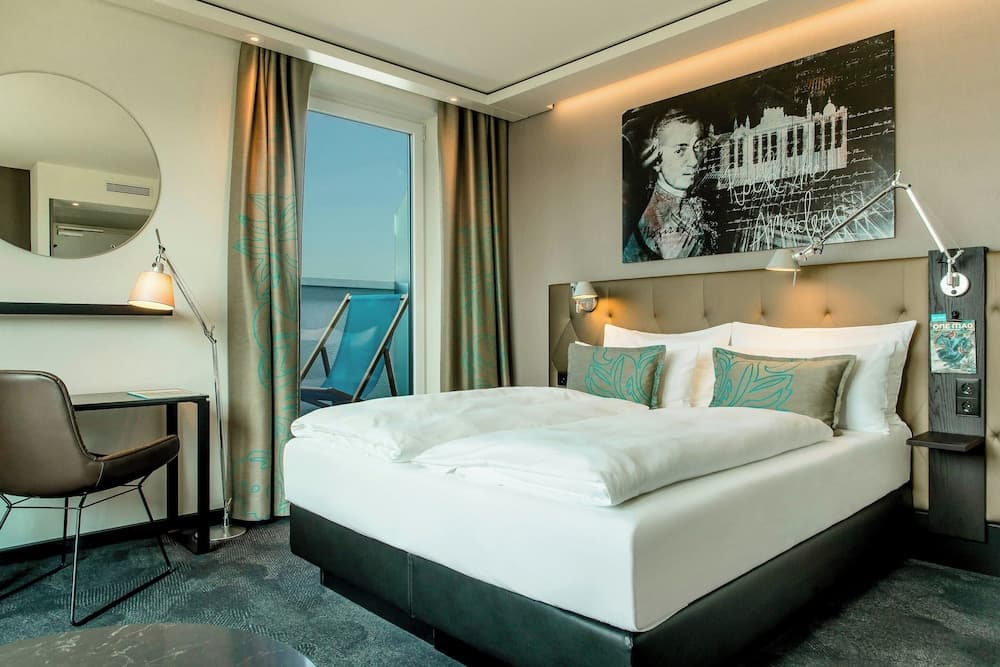 Motel One Salzburg - Mirabell