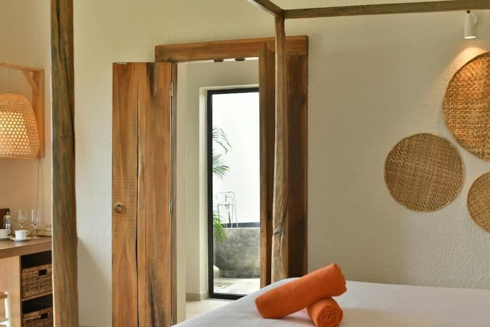 Constance Tekoma. Rodrigues