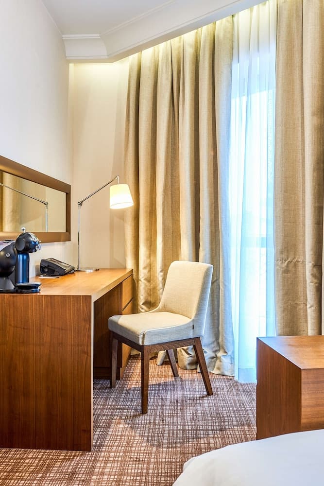 Radisson Blu Hotel, Kyiv Podil City Centre