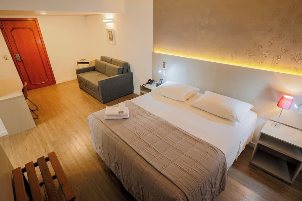 Antonio's Palace Hotel