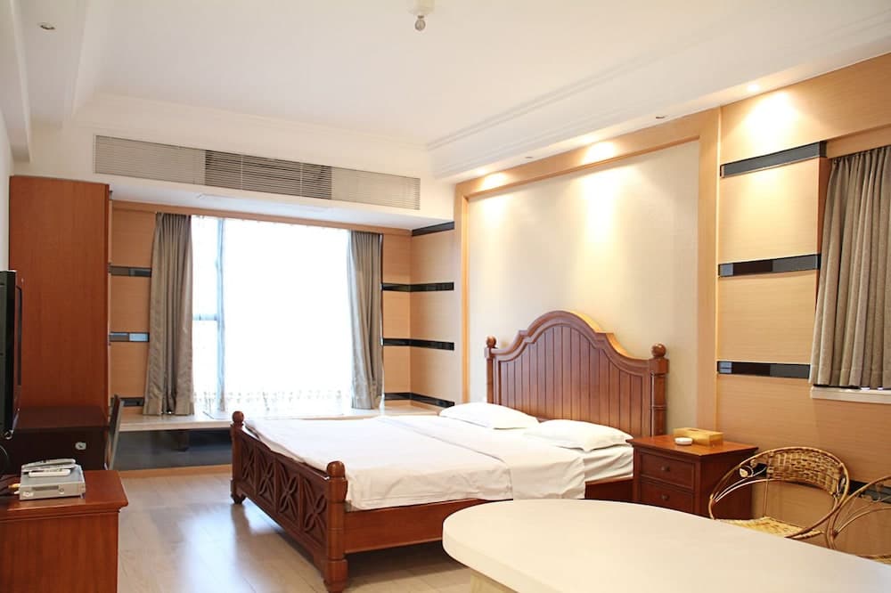 Private-enjoyed home HuiFeng Apartment Hotel