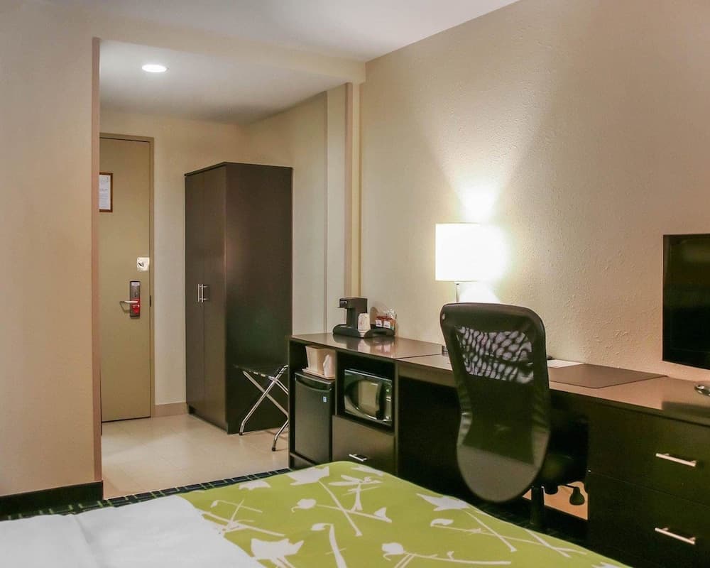 Econo Lodge Winnipeg South