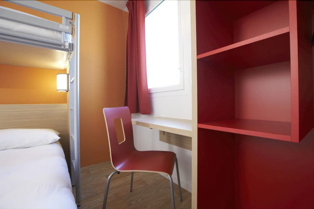 Hôtel Première Classe Caen Nord - Mémorial