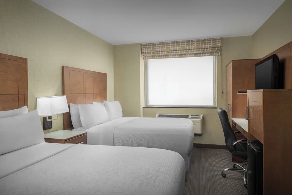 Holiday Inn Express New York - Manhattan West Side by IHG