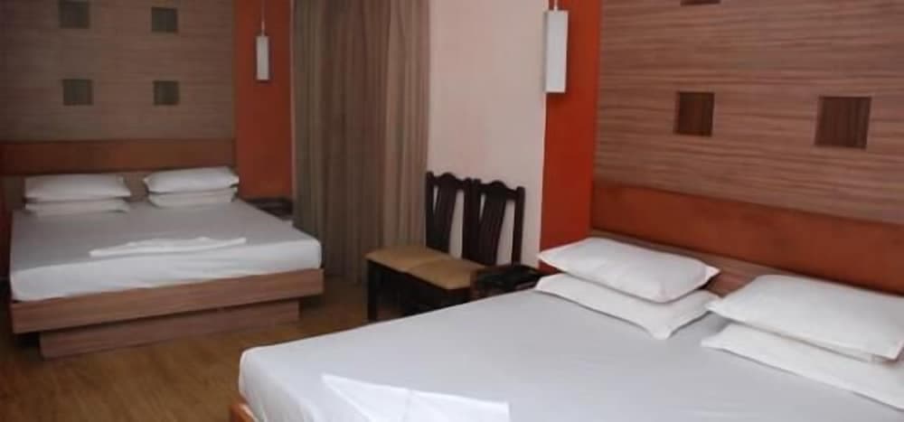 Hotel Maneck Residency