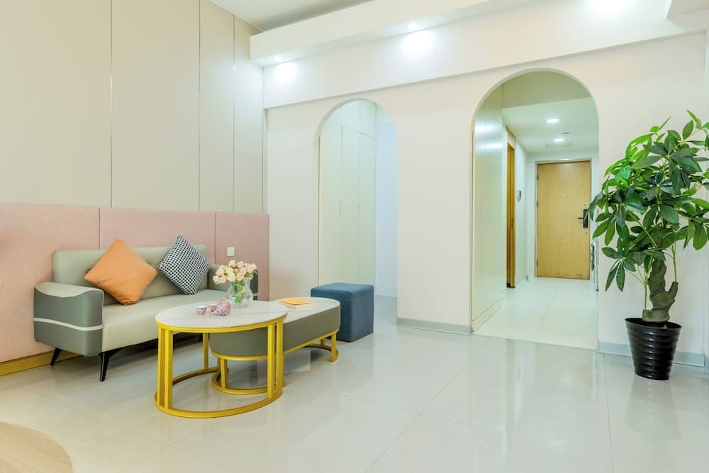 Lavande International ApartHotel US Consulate General Guangzhou Zhujiang New Town Metro Branch - Free Shuttle Bus to Canton Fair Complex During Canton Fair Period & Free VPN Internet Access