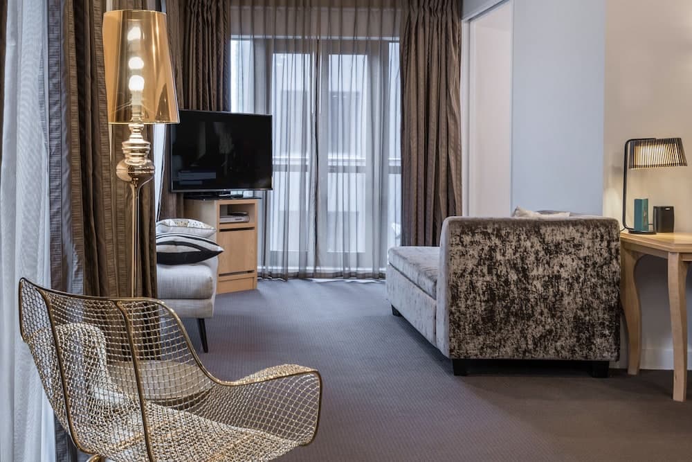 Museum Apartment Hotel, Independent Collection by EVT