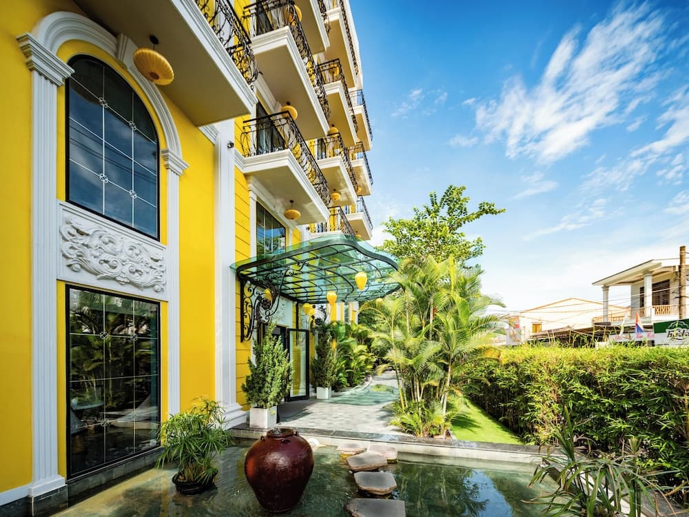 hotel image