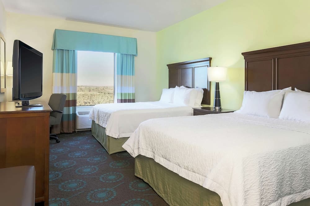 Hampton Inn & Suites Wheeling-The Highlands