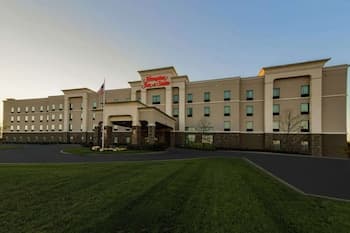 Hampton Inn & Suites Wheeling-The Highlands
