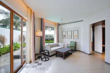 Radisson Resort Pondicherry Bay