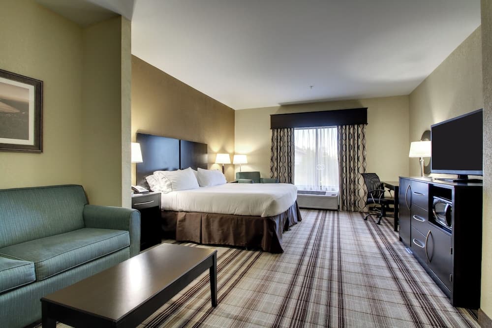 Holiday Inn Express Hotel & Suites Natchez South by IHG